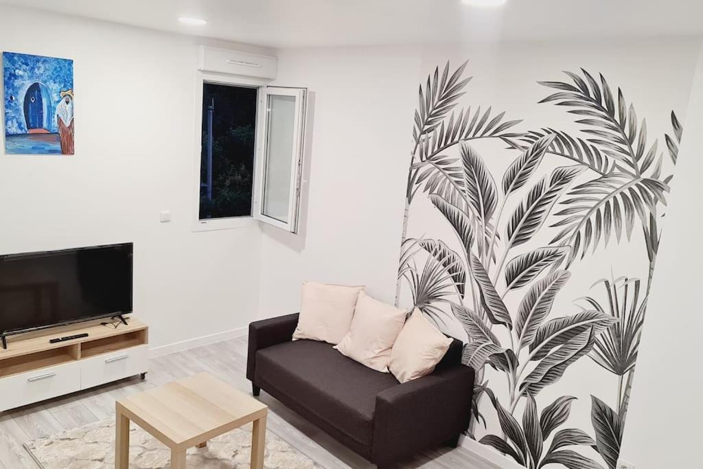 Appartement Tres Lumineux Et Calme. Sevran Exterior photo